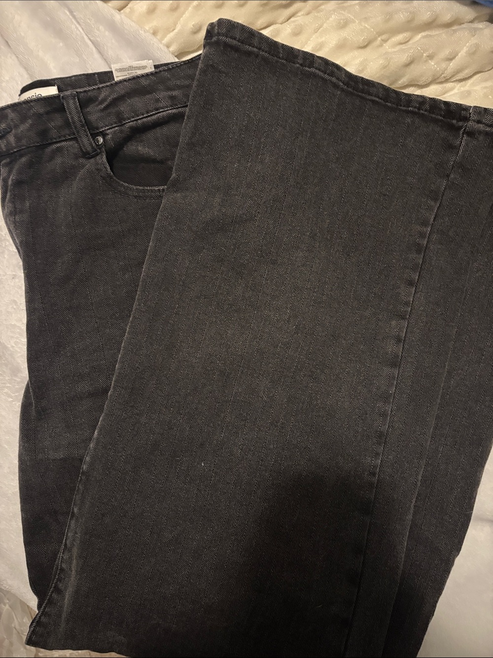 Kenzie Straight Legged Jeans